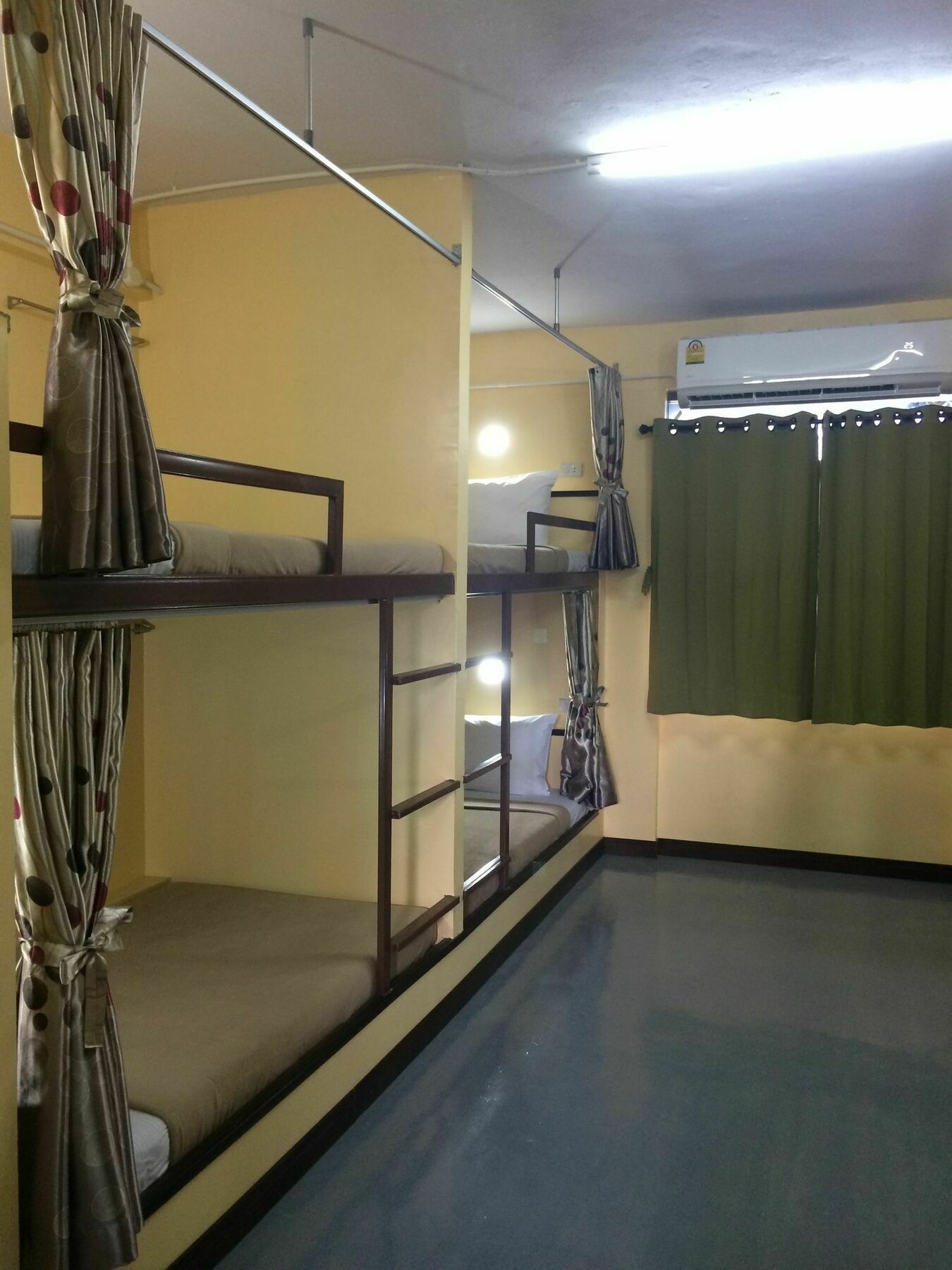 Sleep Well Hostel Krabi Exterior photo
