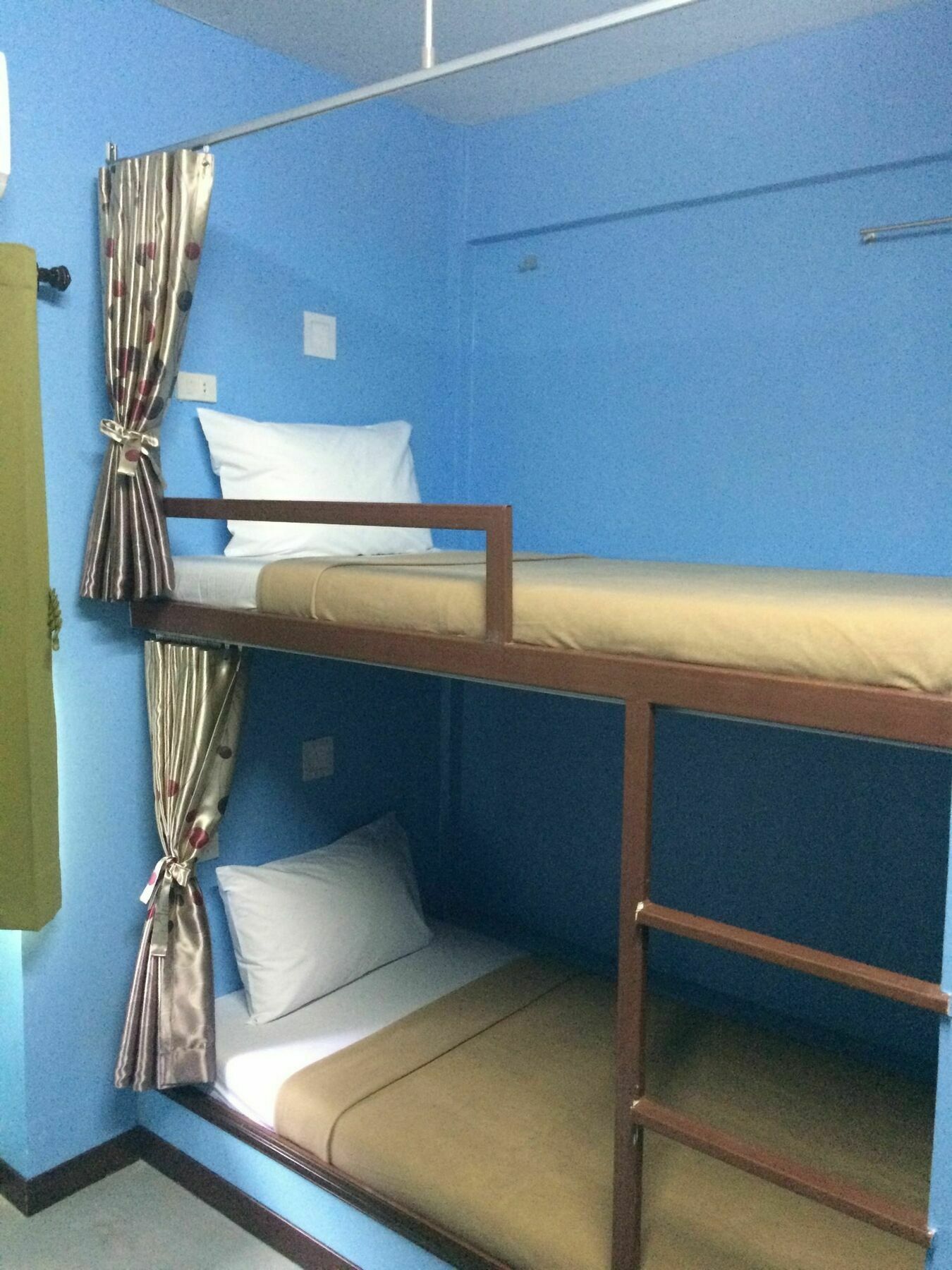 Sleep Well Hostel Krabi Exterior photo